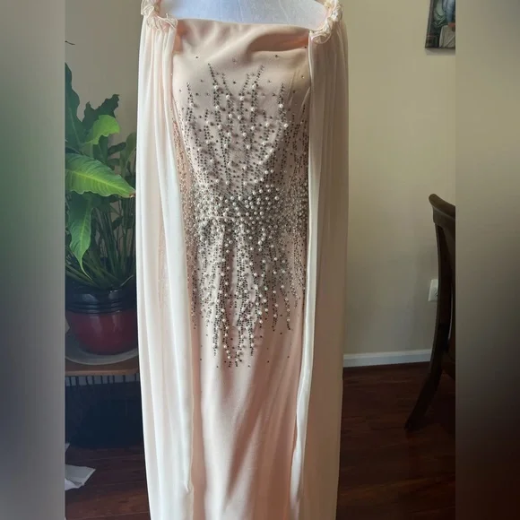 Elegant evening dress, bought from Turkey, worn once! - Picture 8 of 15